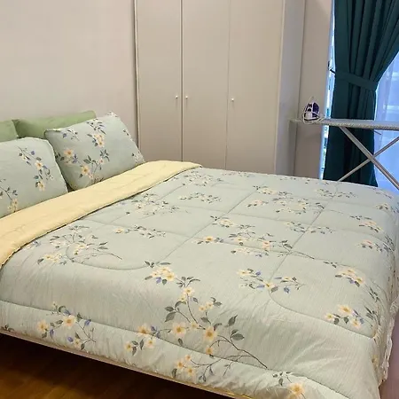 Az Stayz Homestay Kajang Exterior photo